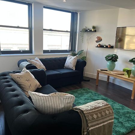 Mathew Street 1 Bed Apt Sleeps 6 Ливърпул Екстериор снимка
