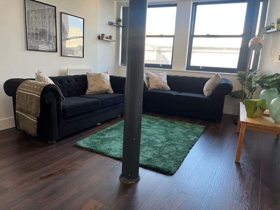 Mathew Street 1 Bed Apt Sleeps 6 Ливърпул Екстериор снимка