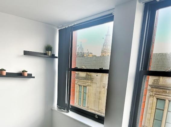 Mathew Street 1 Bed Apt Sleeps 6 Ливърпул Екстериор снимка