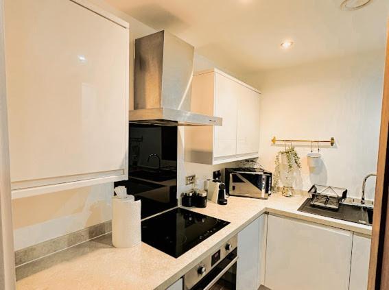 Mathew Street 1 Bed Apt Sleeps 6 Ливърпул Екстериор снимка