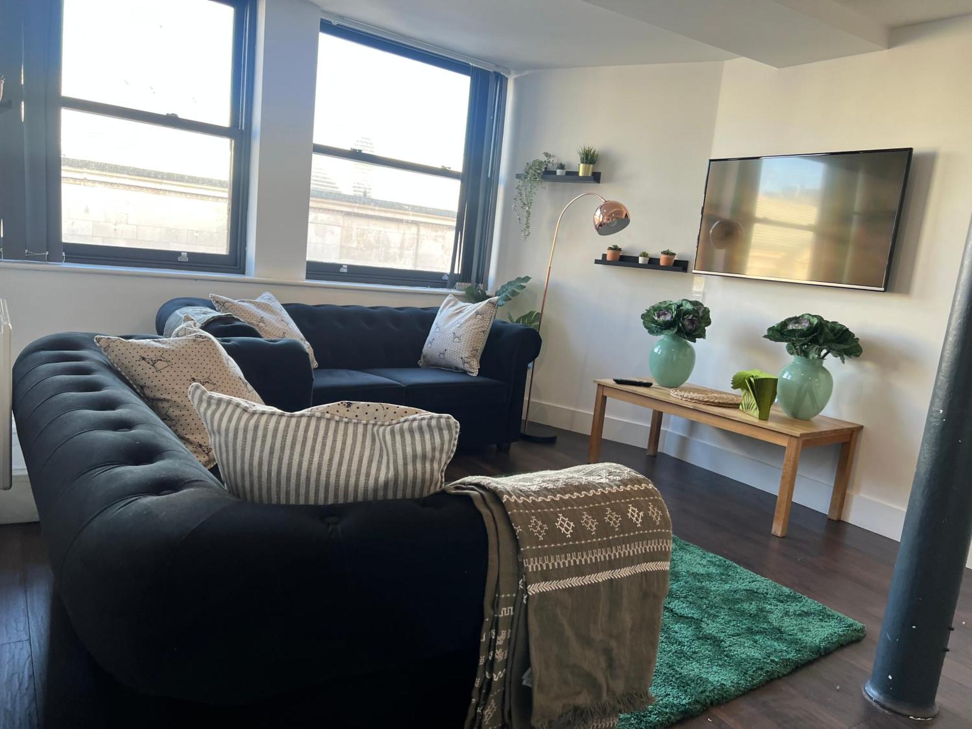 Mathew Street 1 Bed Apt Sleeps 6 Ливърпул Екстериор снимка